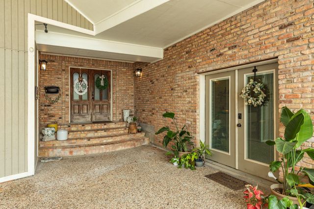 2413 Gerol Drive, Galveston, TX 77551