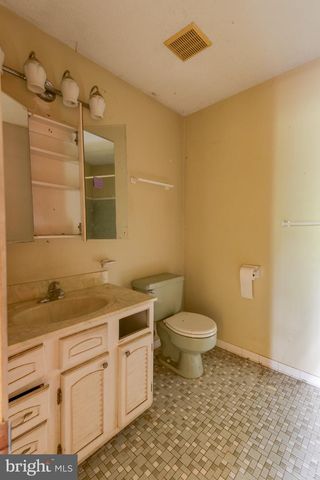 37745 ASHER RD, Mechanicsville, MD 20659