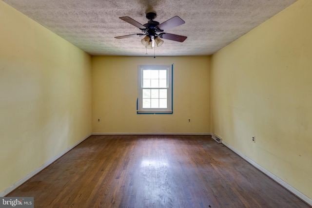 37745 ASHER RD, Mechanicsville, MD 20659