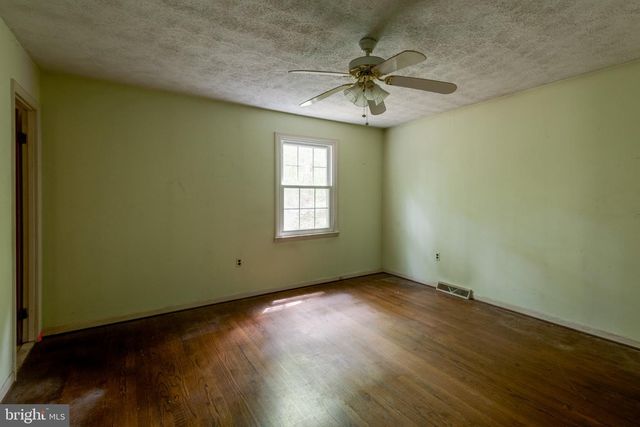 37745 ASHER RD, Mechanicsville, MD 20659
