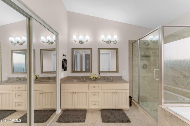 3433 E CEDARWOOD Lane, Phoenix, AZ 85048