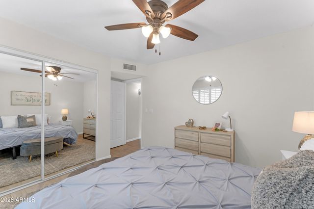 3433 E CEDARWOOD Lane, Phoenix, AZ 85048