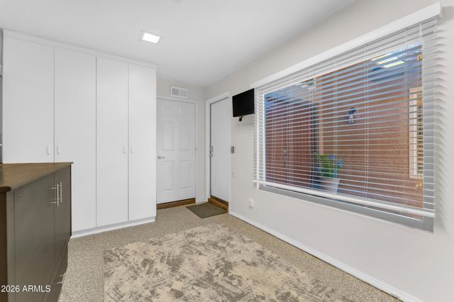 3433 E CEDARWOOD Lane, Phoenix, AZ 85048