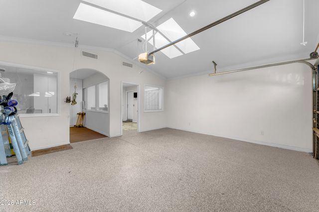 3433 E CEDARWOOD Lane, Phoenix, AZ 85048