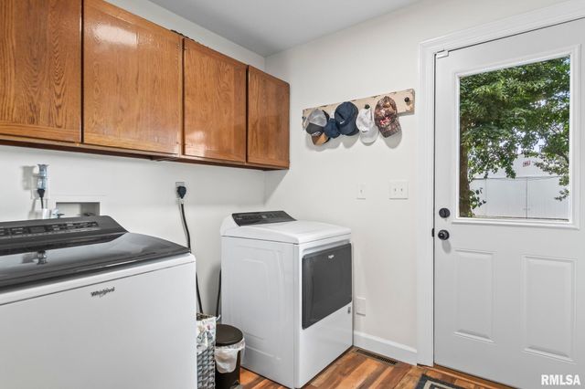 5037 Wesley Chapel Road, New Berlin, IL 62670