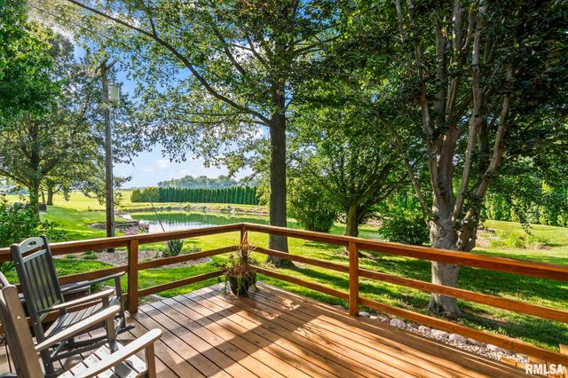 5037 Wesley Chapel Road, New Berlin, IL 62670