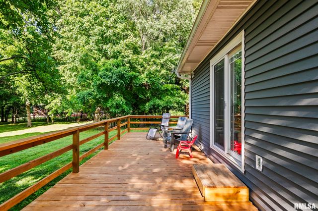 5037 Wesley Chapel Road, New Berlin, IL 62670