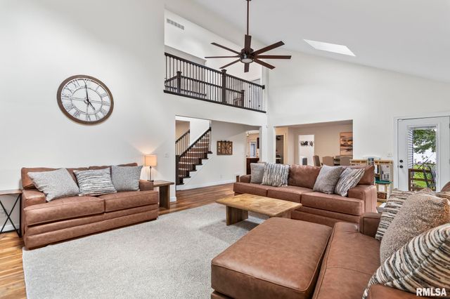 5037 Wesley Chapel Road, New Berlin, IL 62670