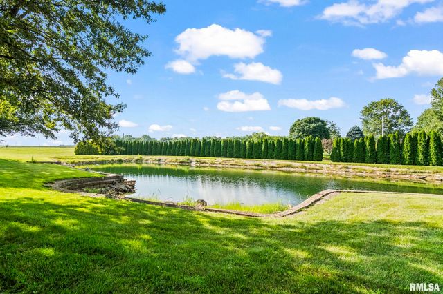 5037 Wesley Chapel Road, New Berlin, IL 62670