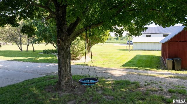 5037 Wesley Chapel Road, New Berlin, IL 62670