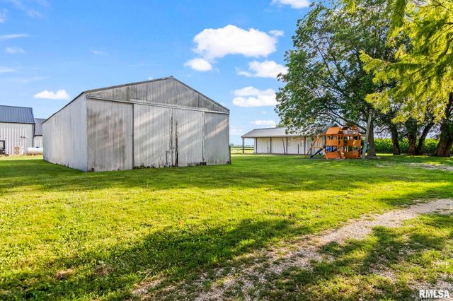 5037 Wesley Chapel Road, New Berlin, IL 62670