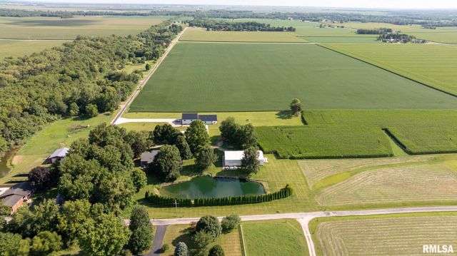 5037 Wesley Chapel Road, New Berlin, IL 62670