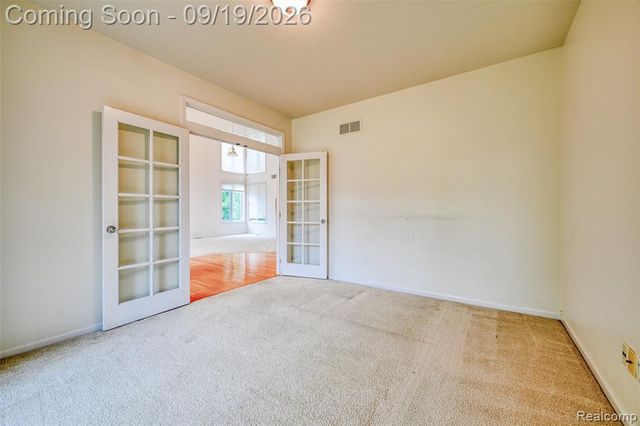 24371 Cavendish Avenue, Novi, MI 48375
