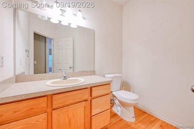 24371 Cavendish Avenue, Novi, MI 48375