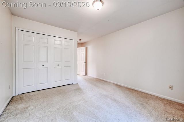 24371 Cavendish Avenue, Novi, MI 48375
