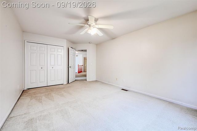 24371 Cavendish Avenue, Novi, MI 48375