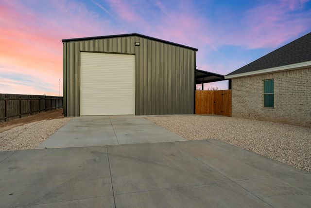 19215 County Road 2240, Lubbock, TX 79423
