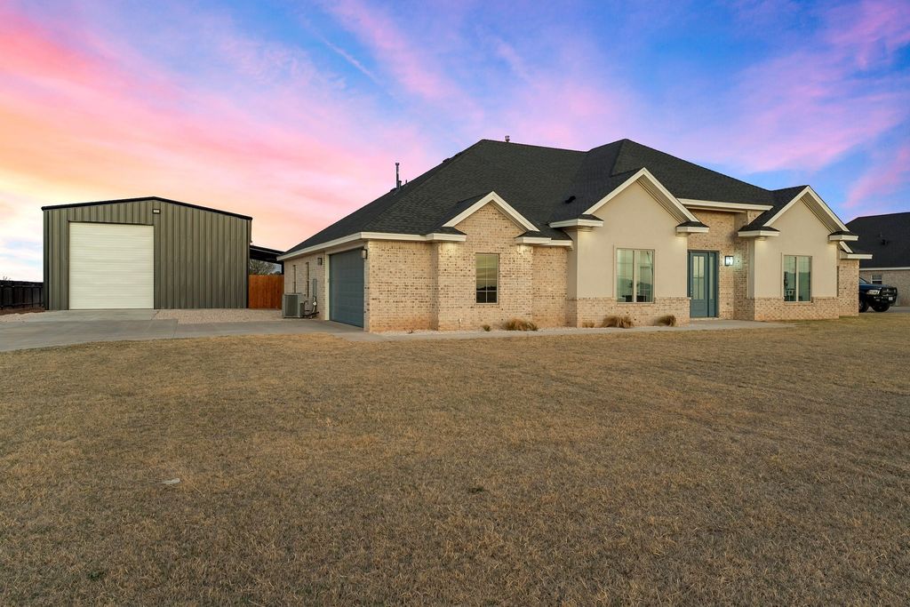 19215 County Road 2240, Lubbock, TX 79423