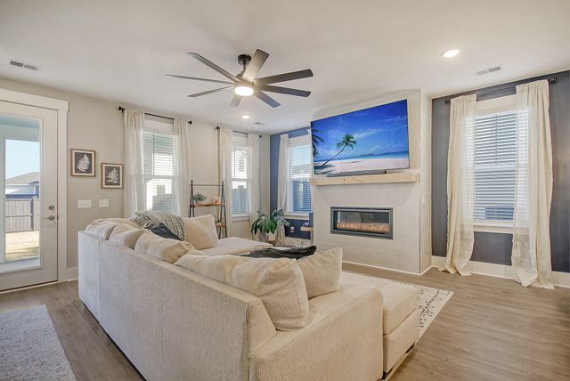 128 Sandy Bend Lane, Summerville, SC 29486
