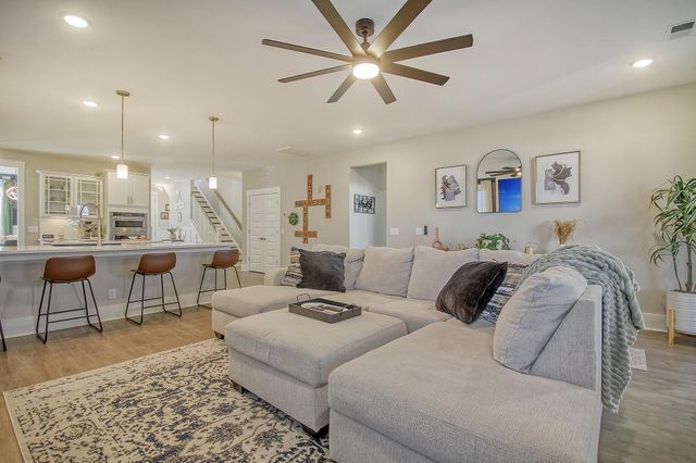 128 Sandy Bend Lane, Summerville, SC 29486