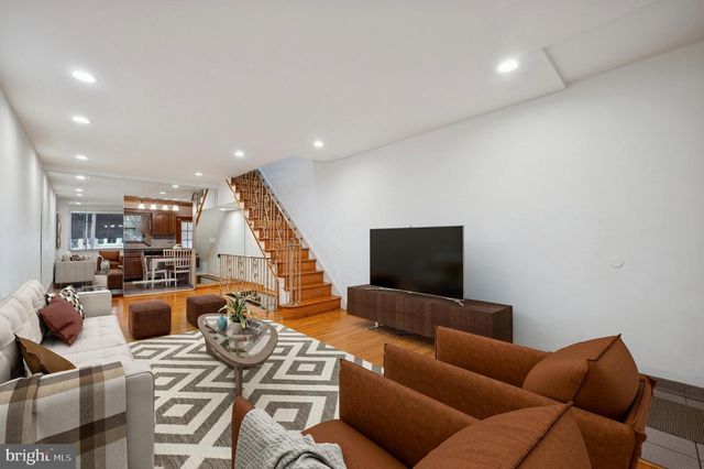 1434 S CLARION ST, Philadelphia, PA 19147