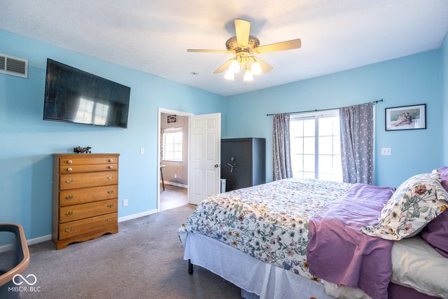 9653 S 200 E, Flat Rock, IN 47234