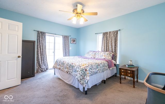 9653 S 200 E, Flat Rock, IN 47234