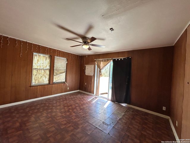2130 Burnet, San Antonio, TX 78202