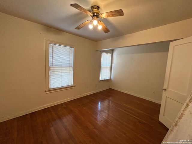 2130 Burnet, San Antonio, TX 78202