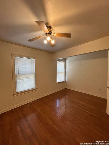 2130 Burnet, San Antonio, TX 78202