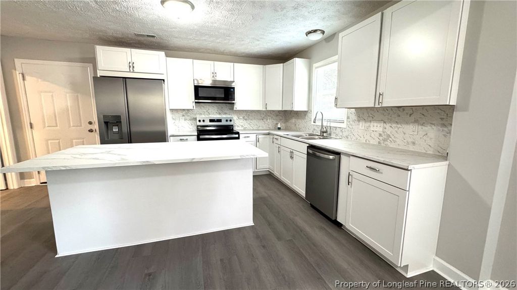 110 W Sunset Drive, Red Springs, NC 28377 — photo 5
