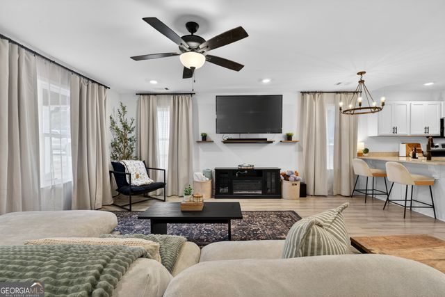 854 Natures Walk, Gray, GA 31032