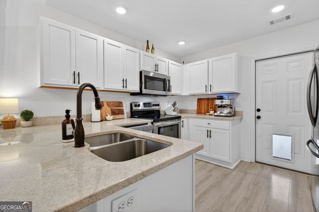 854 Natures Walk, Gray, GA 31032