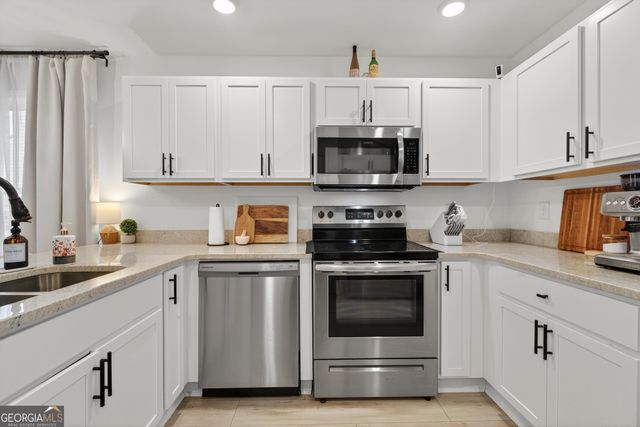 854 Natures Walk, Gray, GA 31032