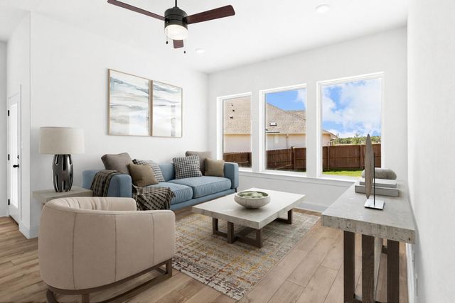 912 Prominence WAY, Leander, TX 78641