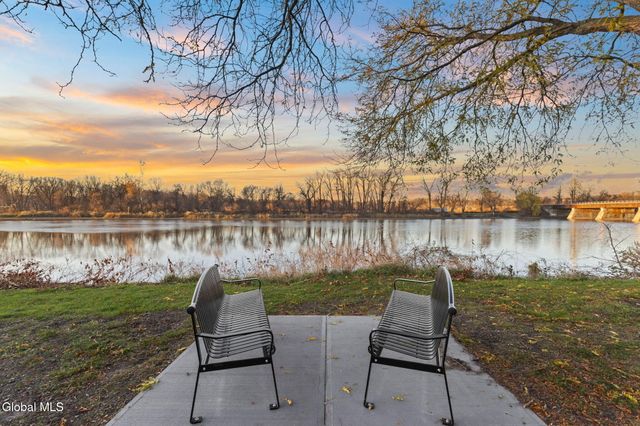 19 Ingersoll Avenue, Schenectady, NY 12305