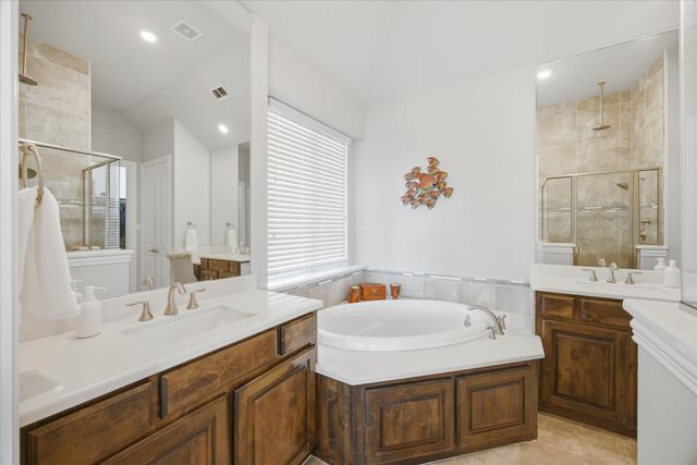 2165 Hodges Lake Drive, Rockwall, TX 75032