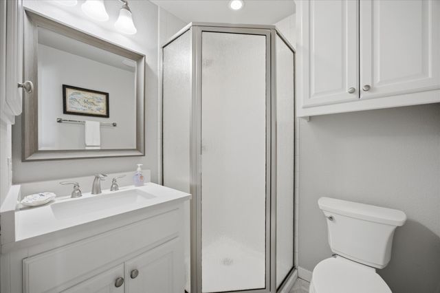 2165 Hodges Lake Drive, Rockwall, TX 75032