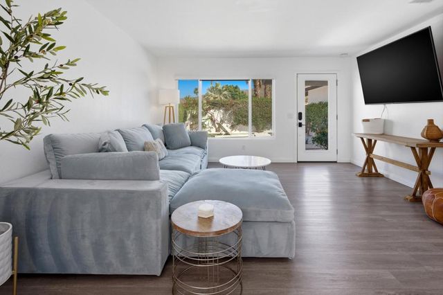 52905 Avenida Martinez, La Quinta, CA 92253