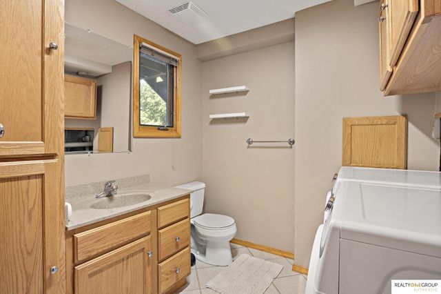 12668 Crown Point Avenue, Omaha, NE 68164