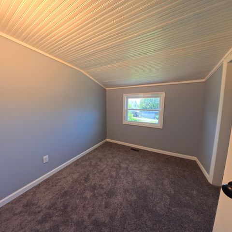 504 Cantrill Street, Irvine, KY 40336