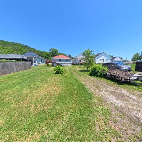 504 Cantrill Street, Irvine, KY 40336