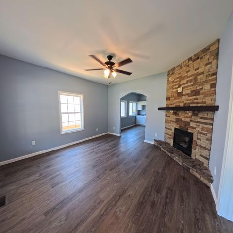 504 Cantrill Street, Irvine, KY 40336