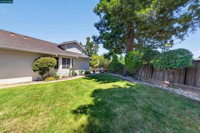 439 Summercreek Ln, San Ramon, CA 94583