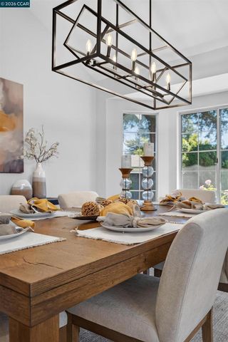 439 Summercreek Ln, San Ramon, CA 94583