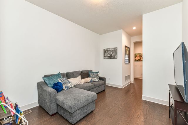 11363 Briargate Drive, Fishers, IN 46040