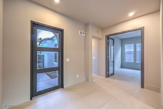 11569 Snow Creek Avenue, Las Vegas, NV 89135