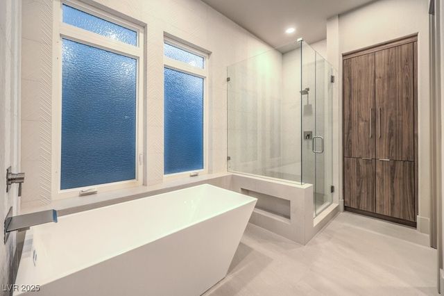 11569 Snow Creek Avenue, Las Vegas, NV 89135