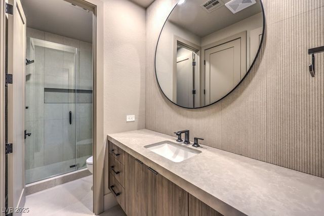 11569 Snow Creek Avenue, Las Vegas, NV 89135