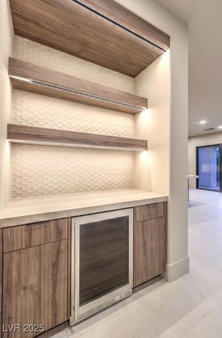 11569 Snow Creek Avenue, Las Vegas, NV 89135